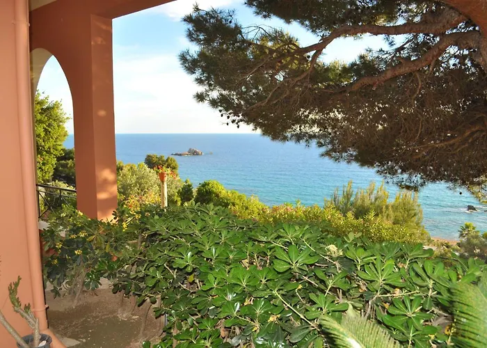Luxury Loft With Pool Corfu 佩雷卡斯